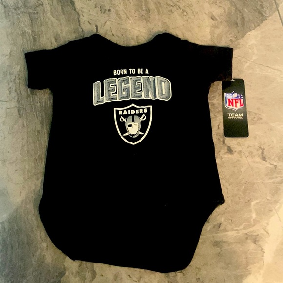NFL - OUTER STUFF - Las Vegas Raiders ~ Onesie - 18 months - NWT - Picture 1 of 15